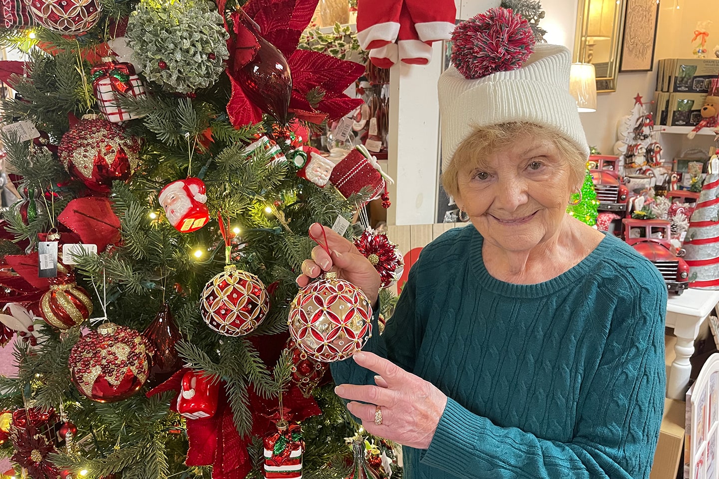 Ornaments and Christmas Decor @ The Shoppes at American Candle (Pocono Mountains, PA)