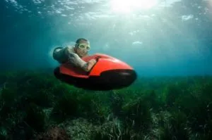 Max out your float plan with these seven adrenaline-pumping activities and the products that make them possible.Inflatable swimming pools can grant you