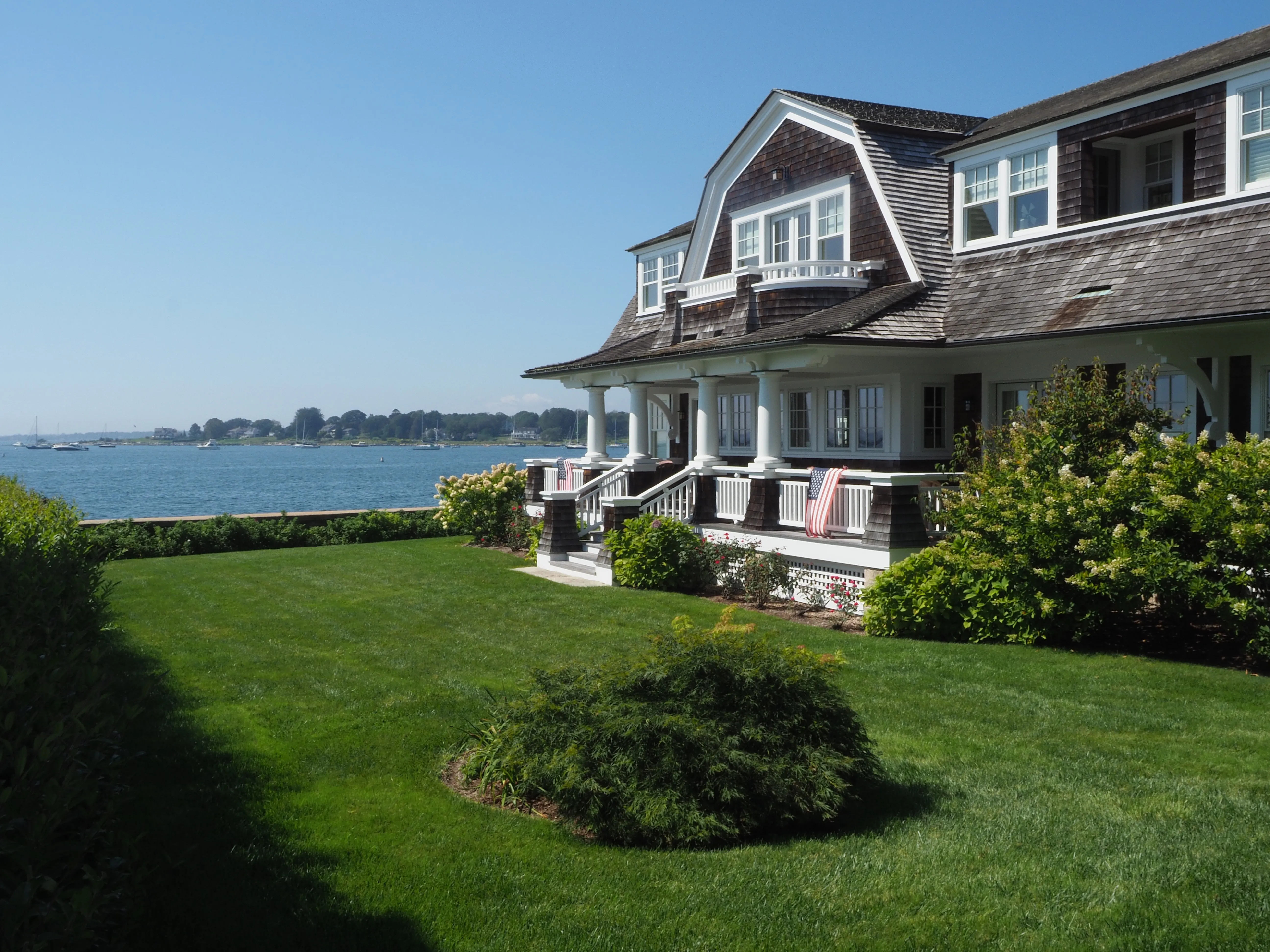 Travel to Greenport, NY by land or sea to see all that this North Fork town has to offer! Marinalife lists the best marinas, restaurants, and activities!