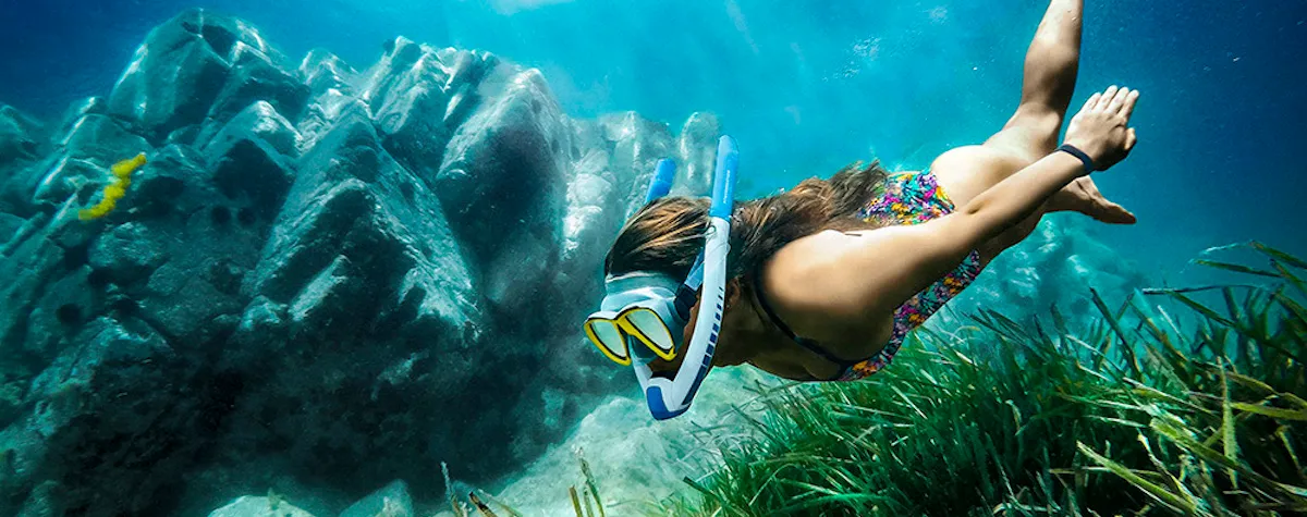 As technology for the water advances, this cool diving and snorkeling tech present some of the latest innovations to enhance your diving experience.