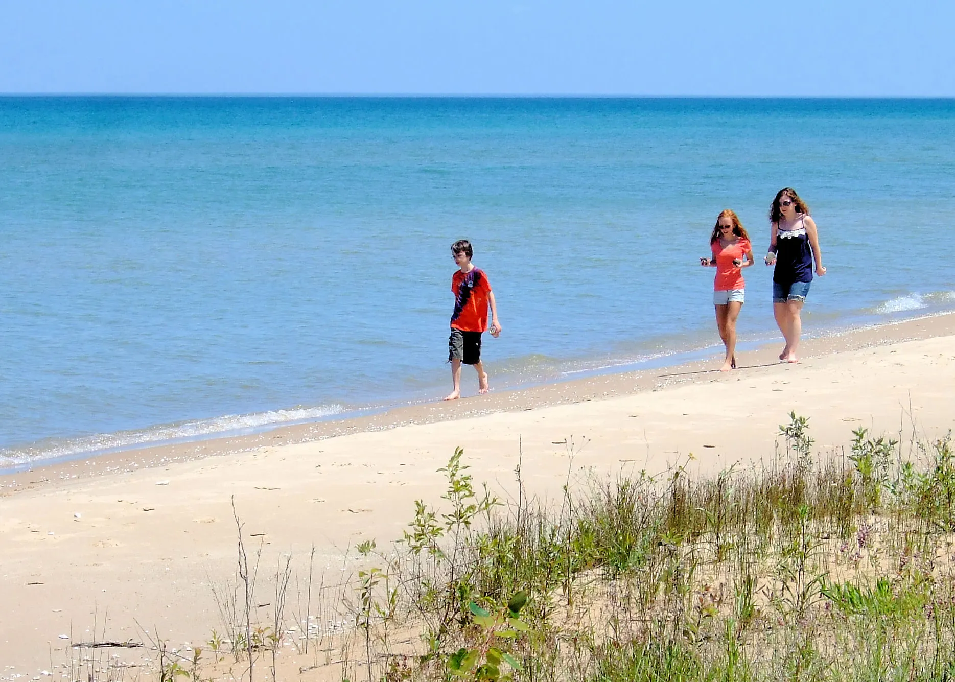 Mother Nature has a way of revealing lovely metamorphic rocks, along with other igneous and sedimentary forms perfect for beachcombing the Chesapeake Bay.