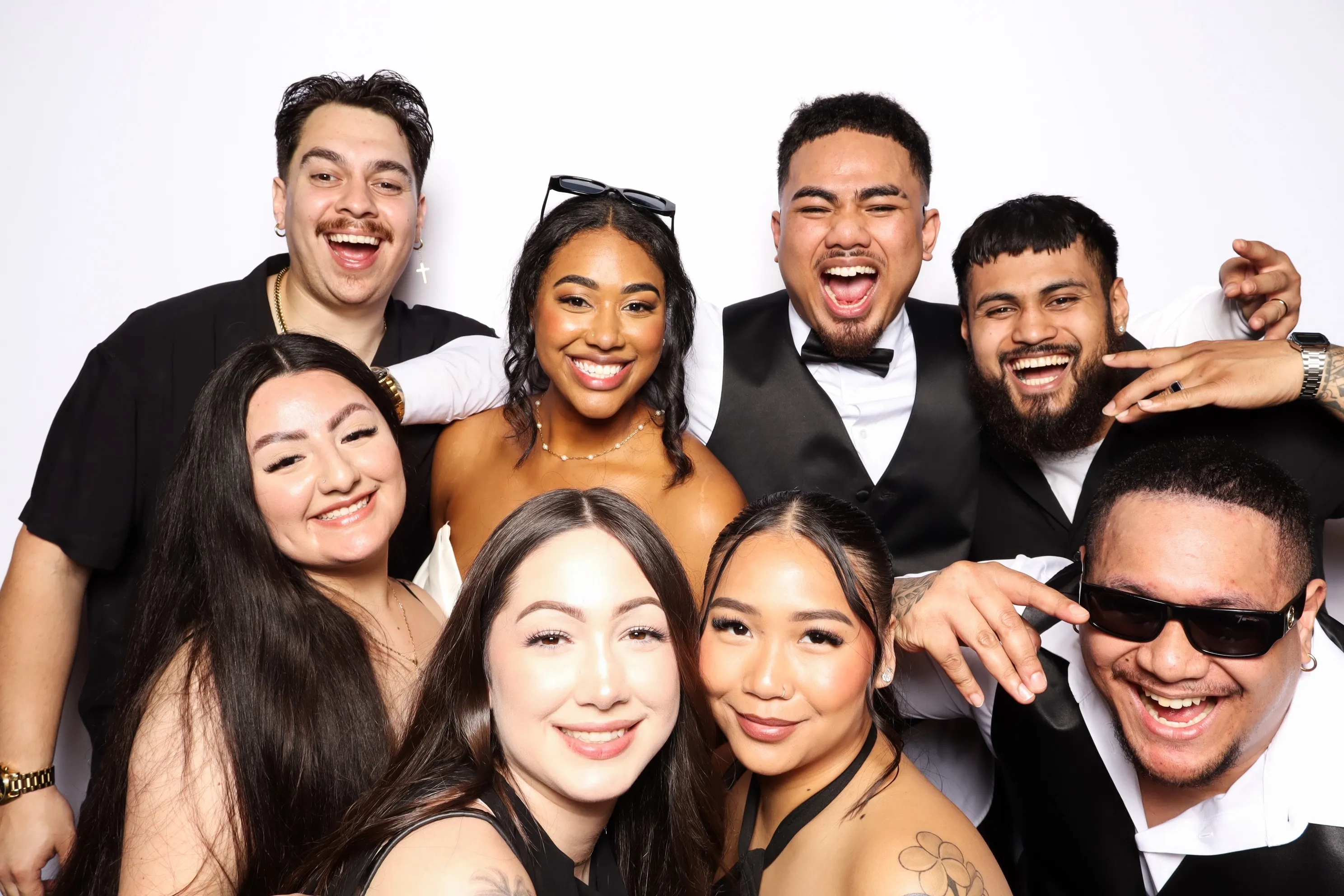 Group photo with a wedding photo booth rental in Portland, OR