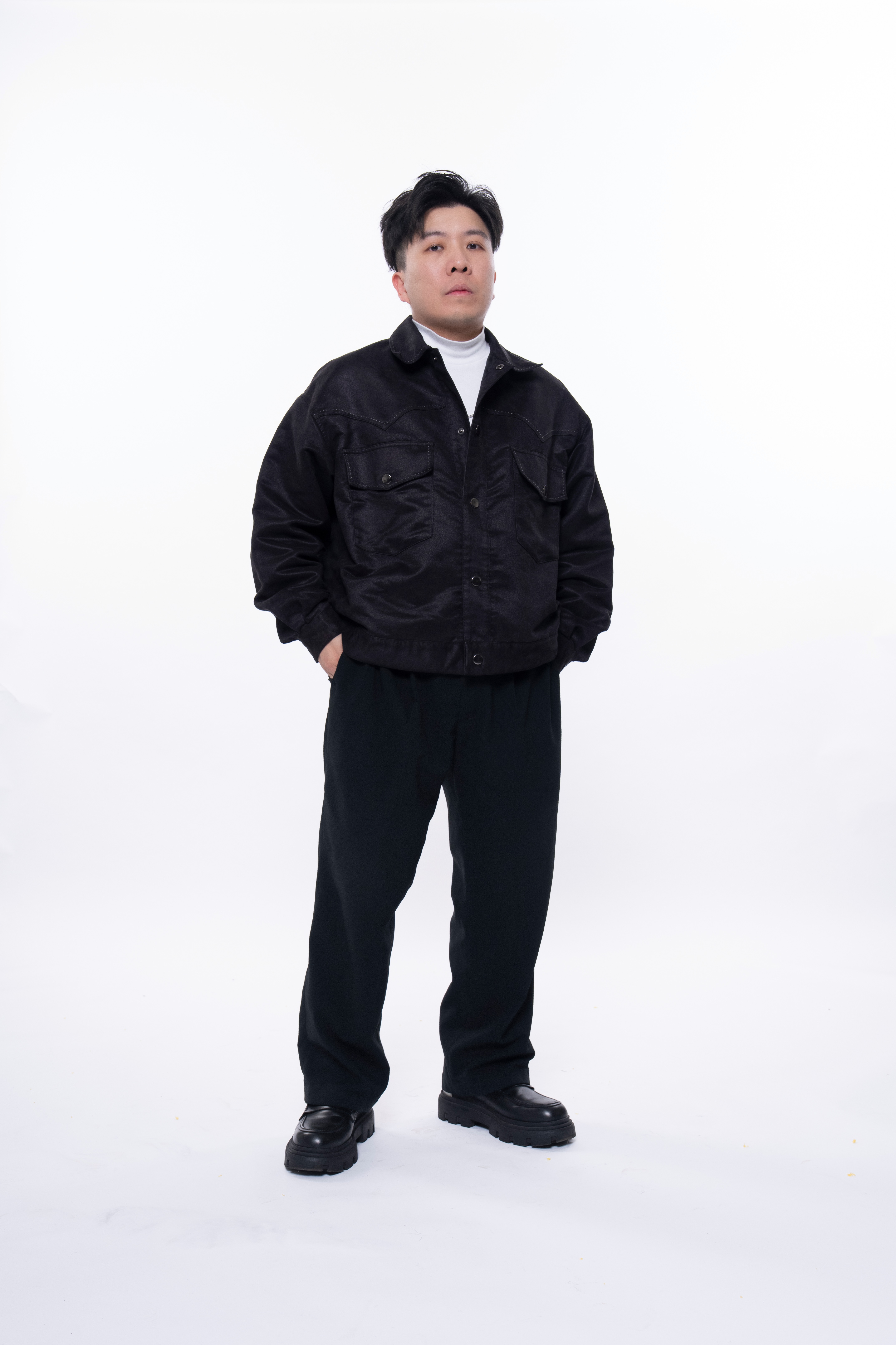 召集人 主席 龐俊達 Louis
