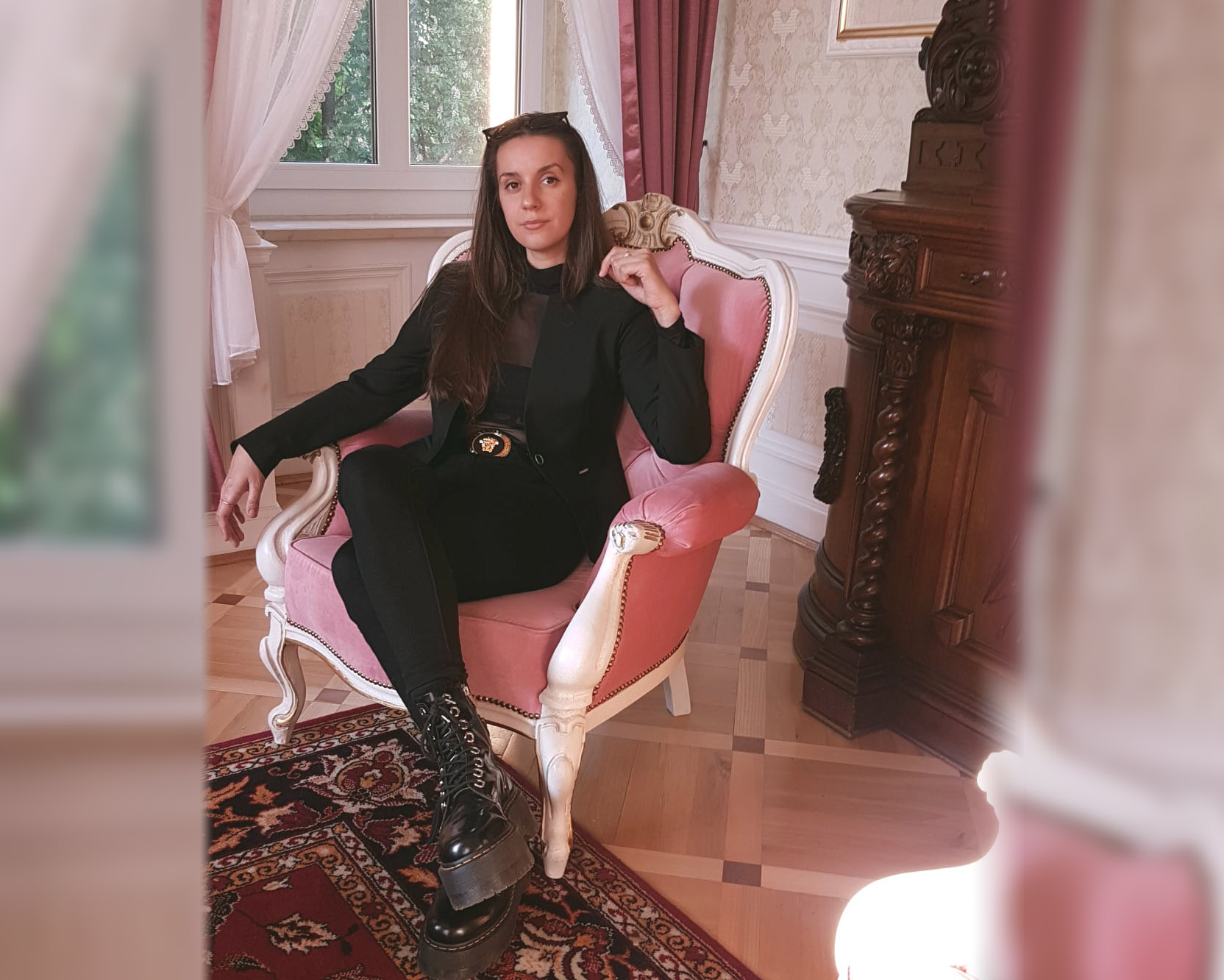 Natalia Klimaschka w pałacu w Kamieniu Śląskim u biskupa Nossola