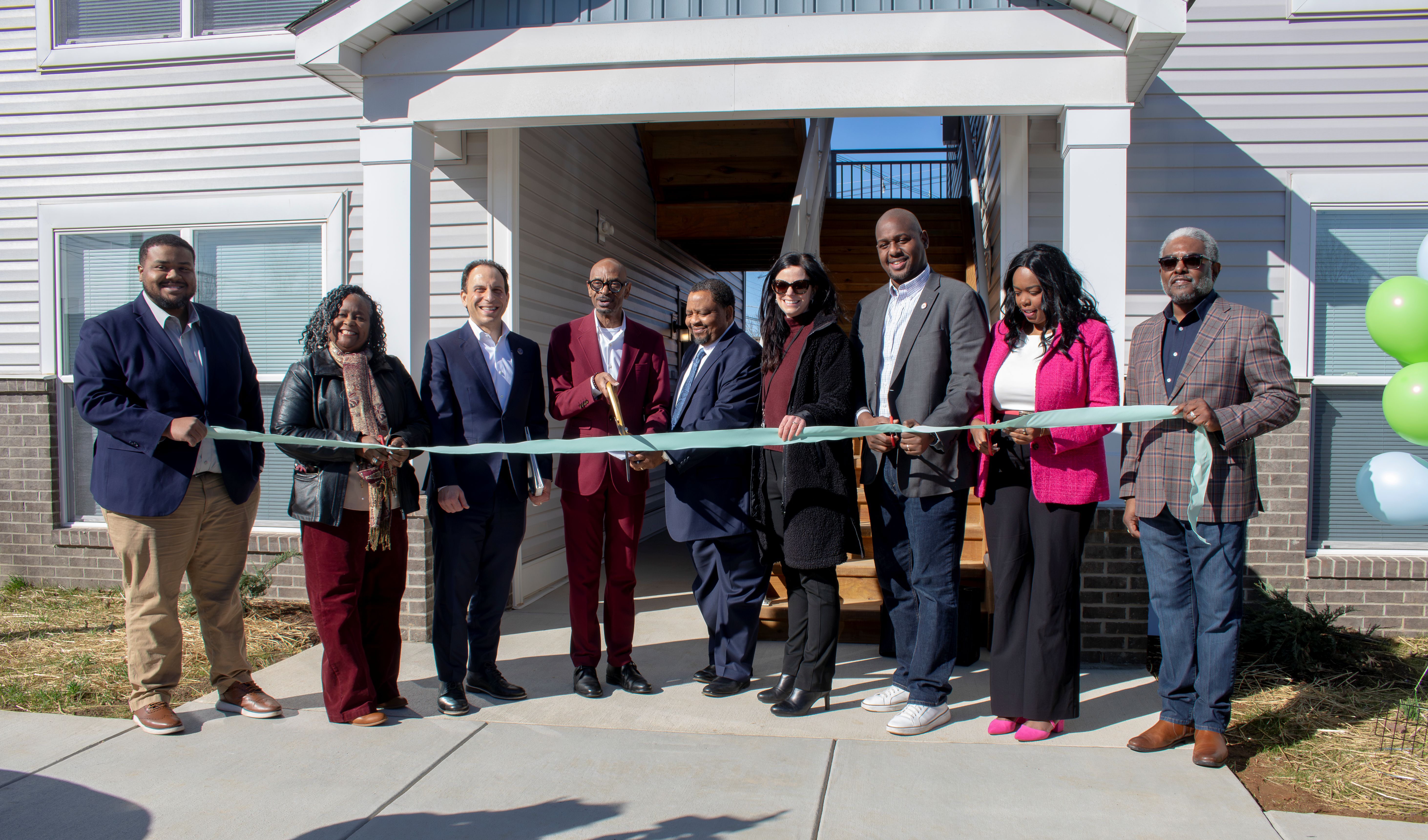Community cuts the ribbon on Hansbrough Place Apartments