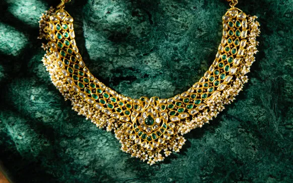 gold gemstone necklace