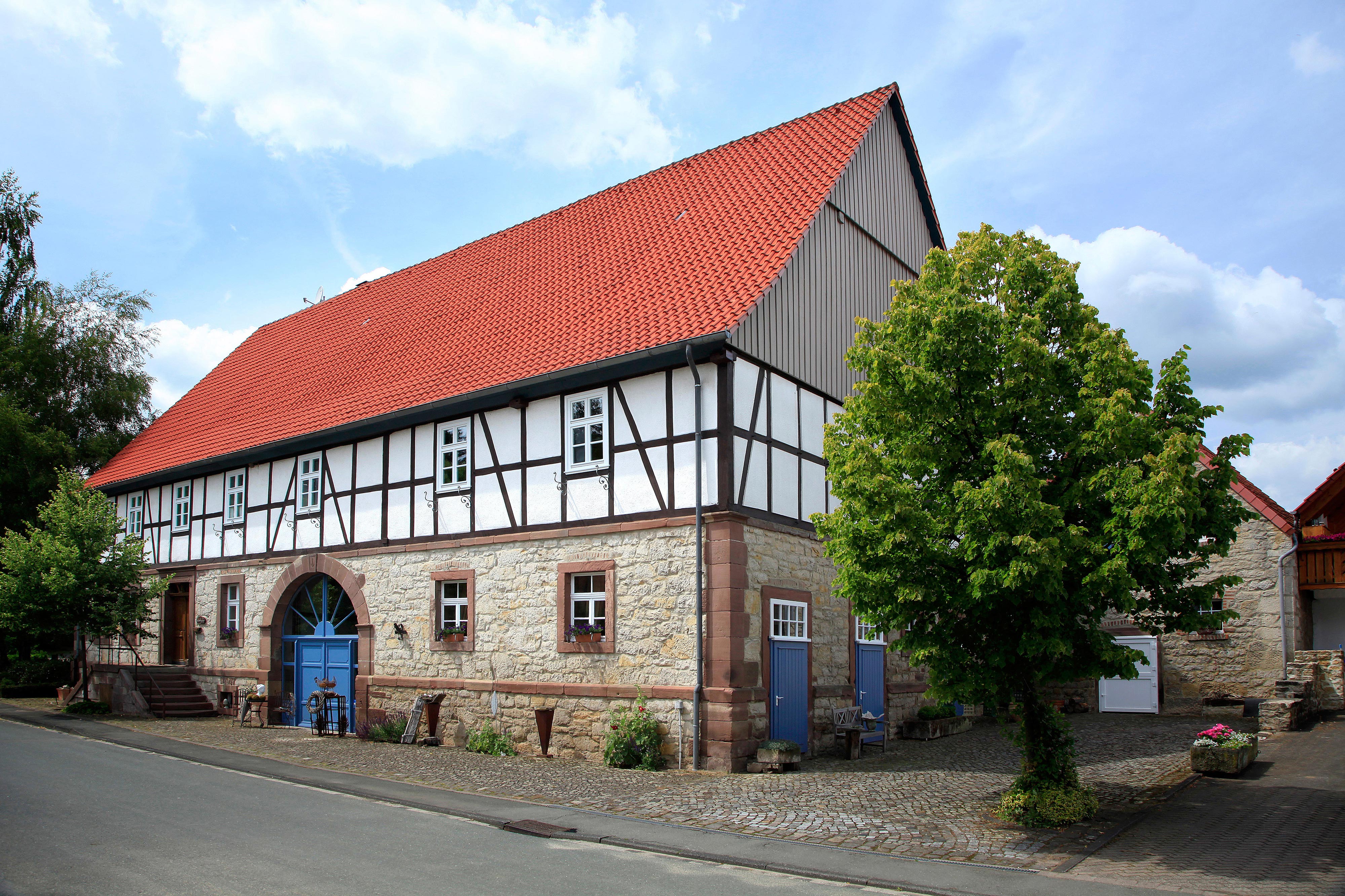 Anwesen Ku-h-lturstall Warburg