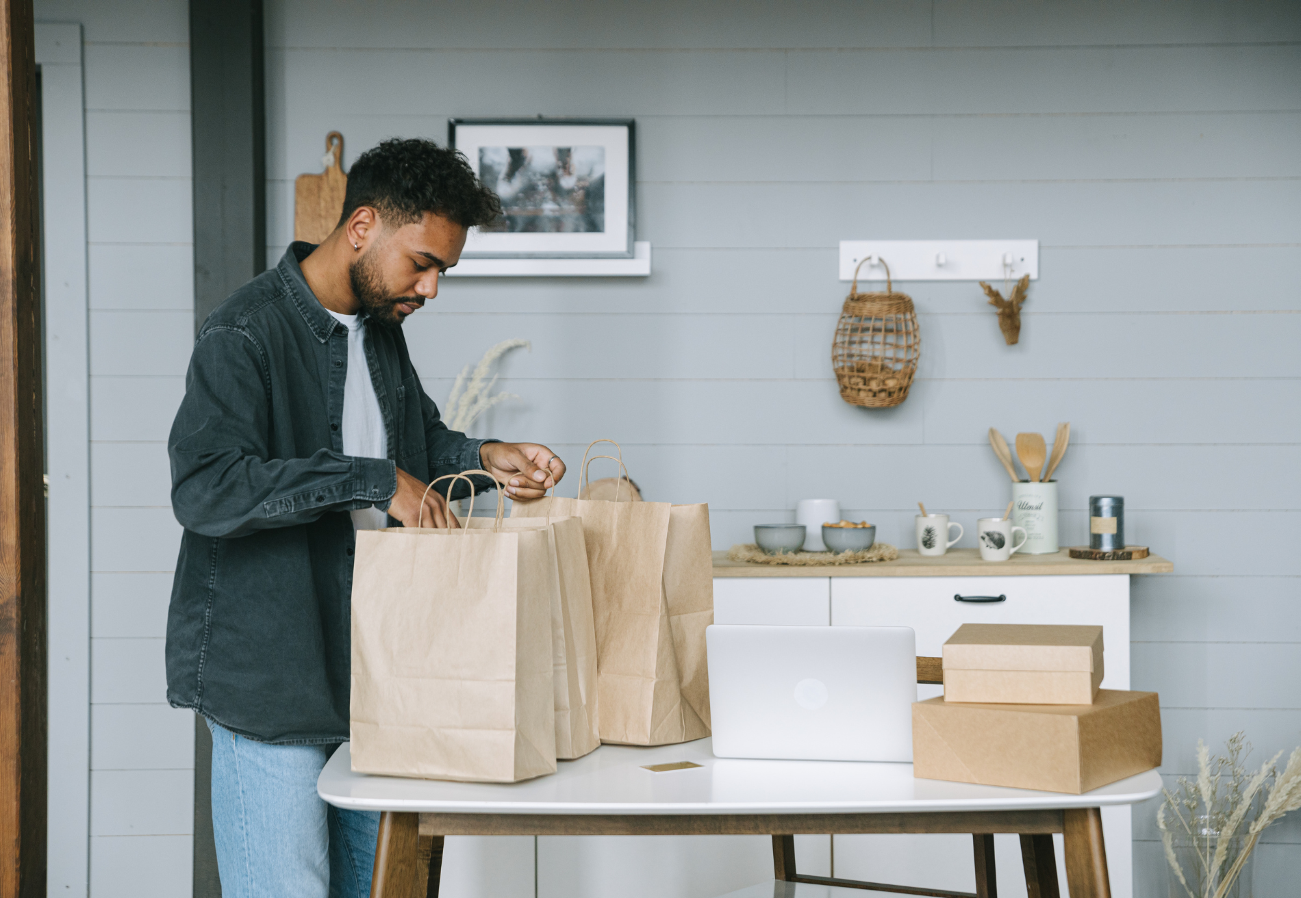 Delivery Management for Retail Stores: The Complete Guide