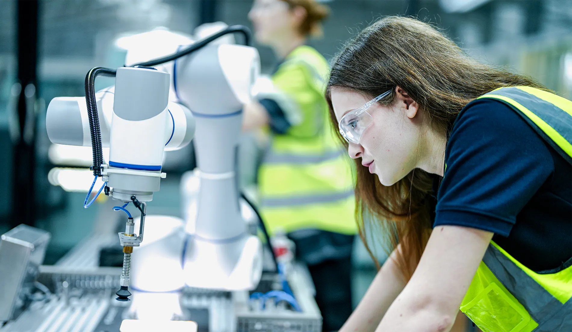 IoT und Industrie 4.0 in der intelligenten Fertigung
