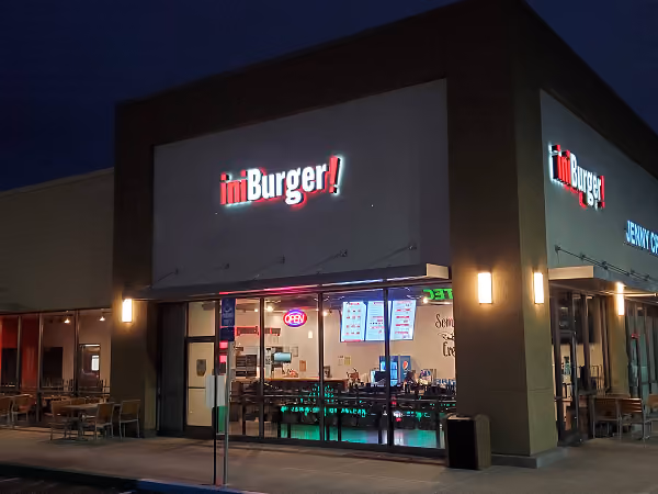 iniBurger Pleasanton Entrance