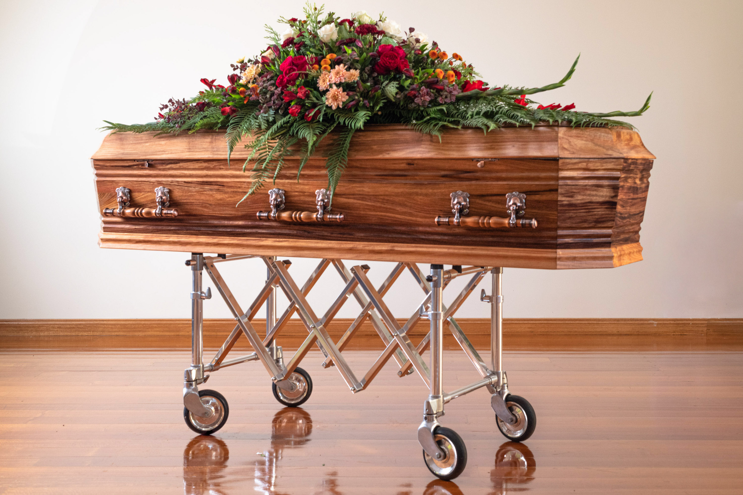 013 BLACKWOOD CASKET