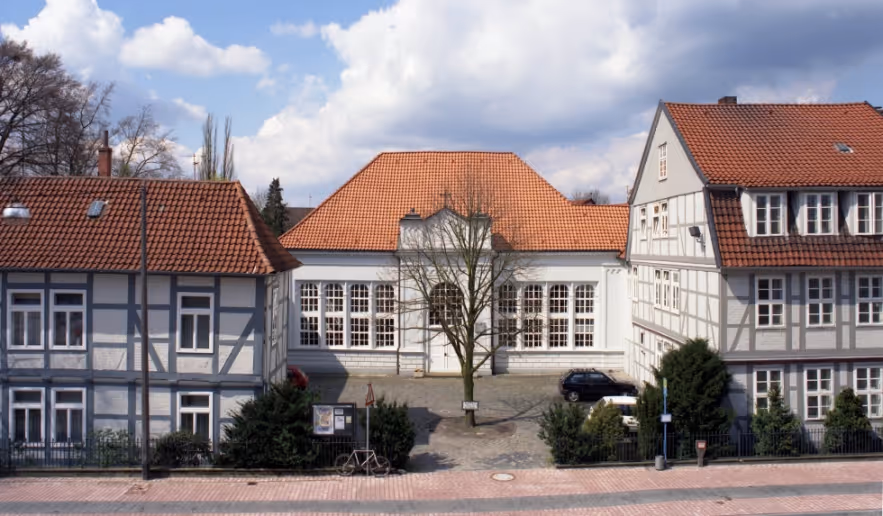 Sanierung Fachwerk- und Fassadenanstrich