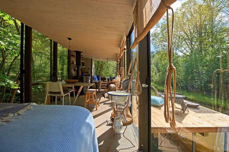 glamping v Česku maringotka u vody