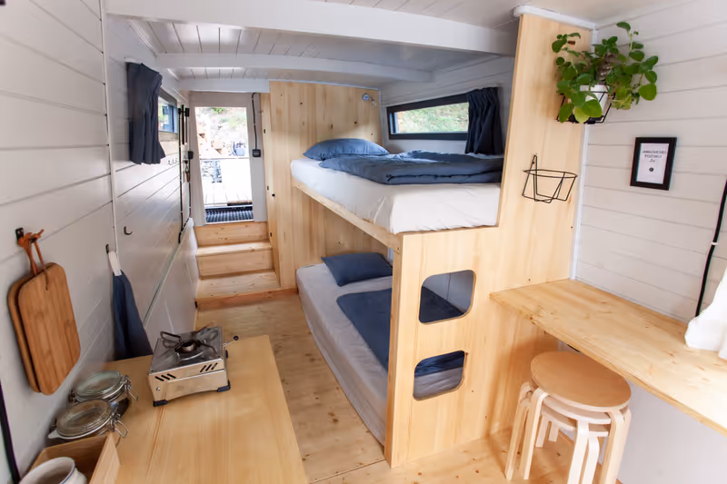 houseboat k pronájmu ubytování na Slapech