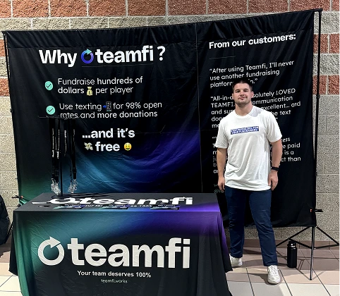 Teamfi Co-founder, Kanon, at a conference representing Teamfi.