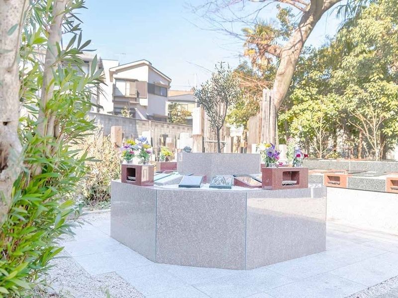 小さな森の樹木葬 上野