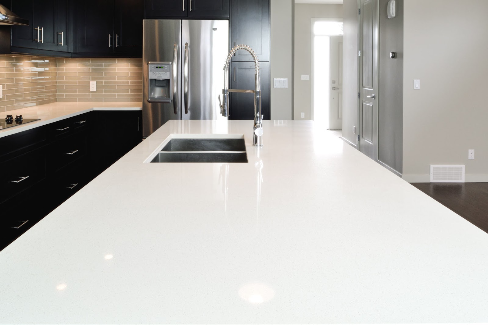 how to protect quartz countertops