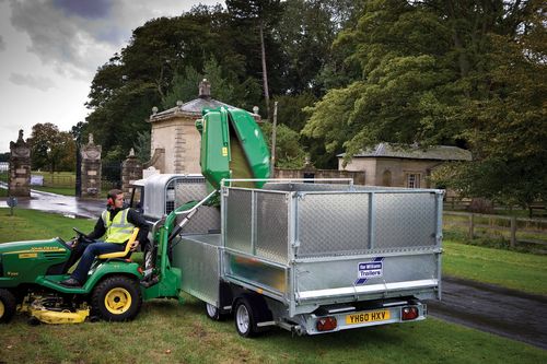 Ifor Williams TT3621 met dichte zijden niet gekiept kipper voor groenafval en tuinafval ook mogelijk bij TT2515 en TT3017. Ifor Williams trailers kipper met solid sides