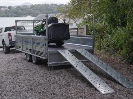  Steel Loading Ramps - 2.4m steel loading ramps make loading of lightweight wheeled equipment simple. Each ramp is rated to 250kg, allowing safe loading of machines up to 1000kg (with a wheelbase over 1.6m).