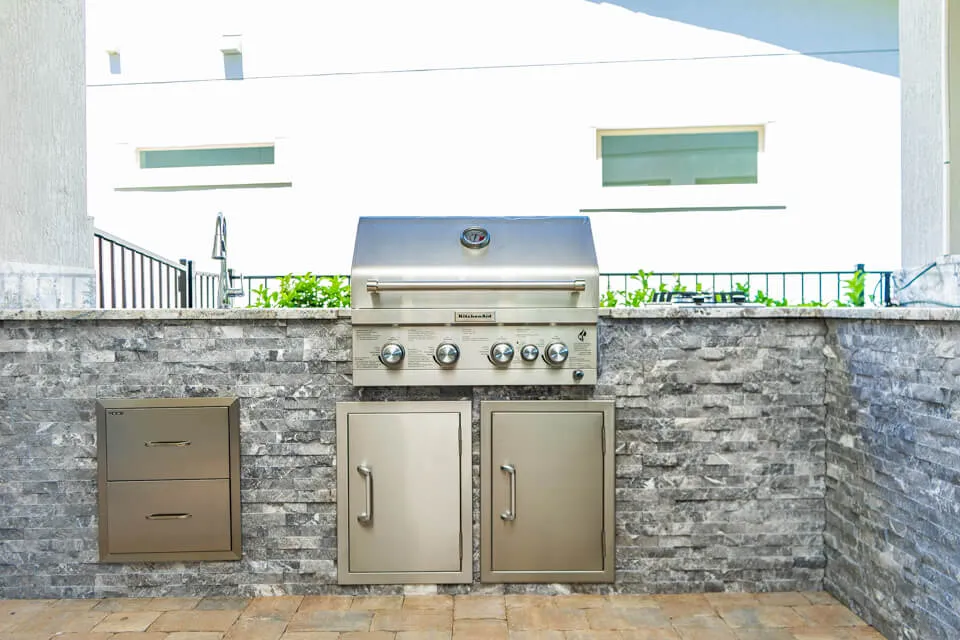 outdoor kitchen grill