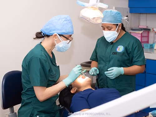 dental clinic workers in Guatamala