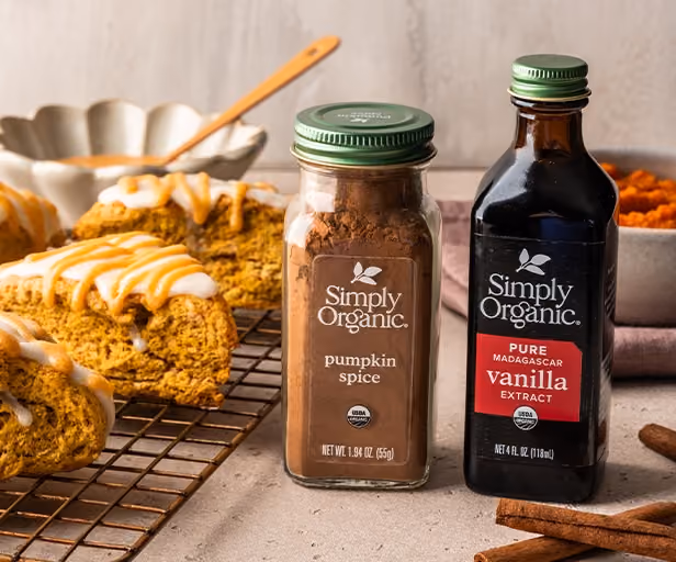 Simply Organic pumpkin spice and vanilla