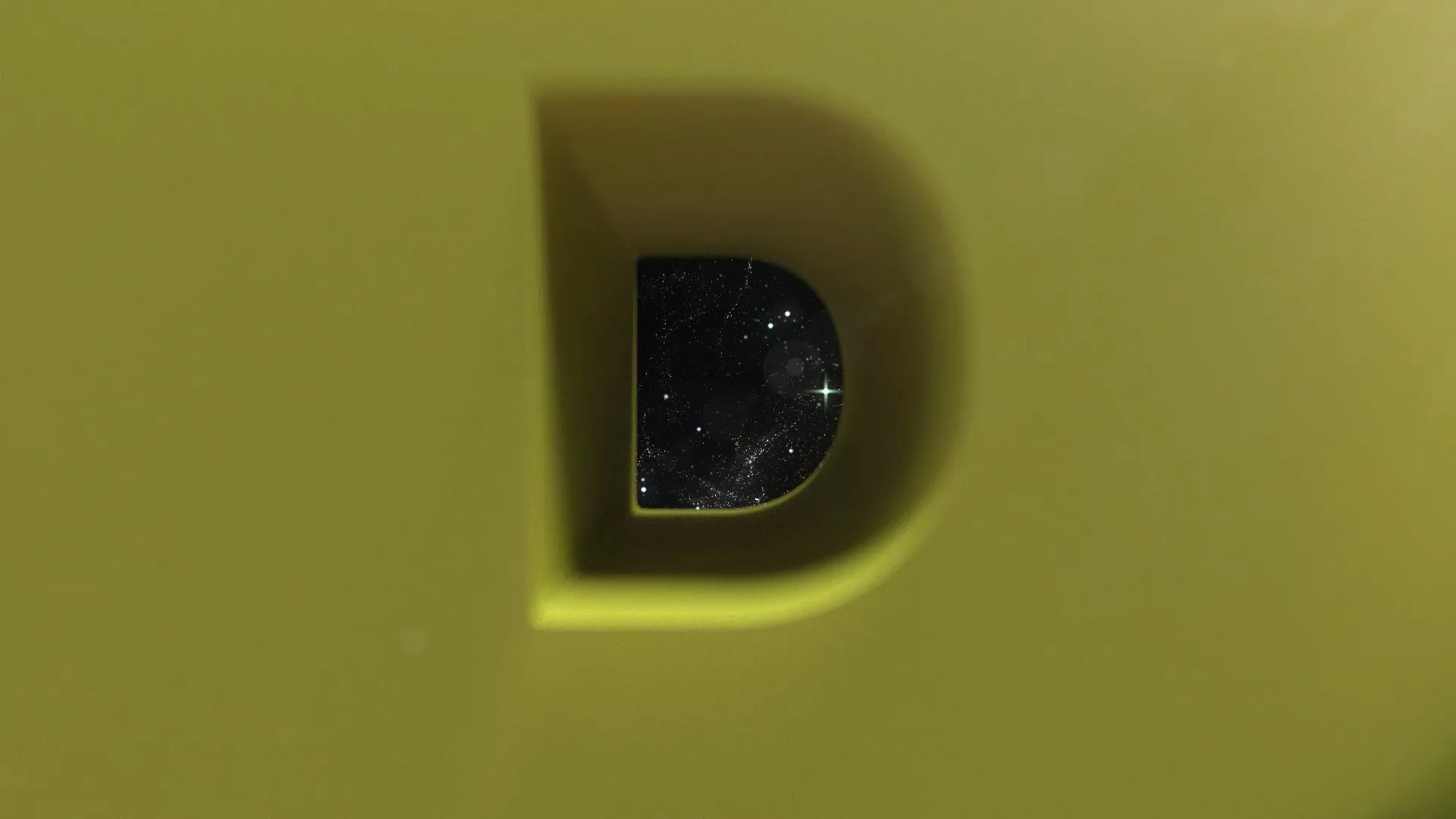  Visuell effekt i Daron-spillet – stillbilde fra introfilm