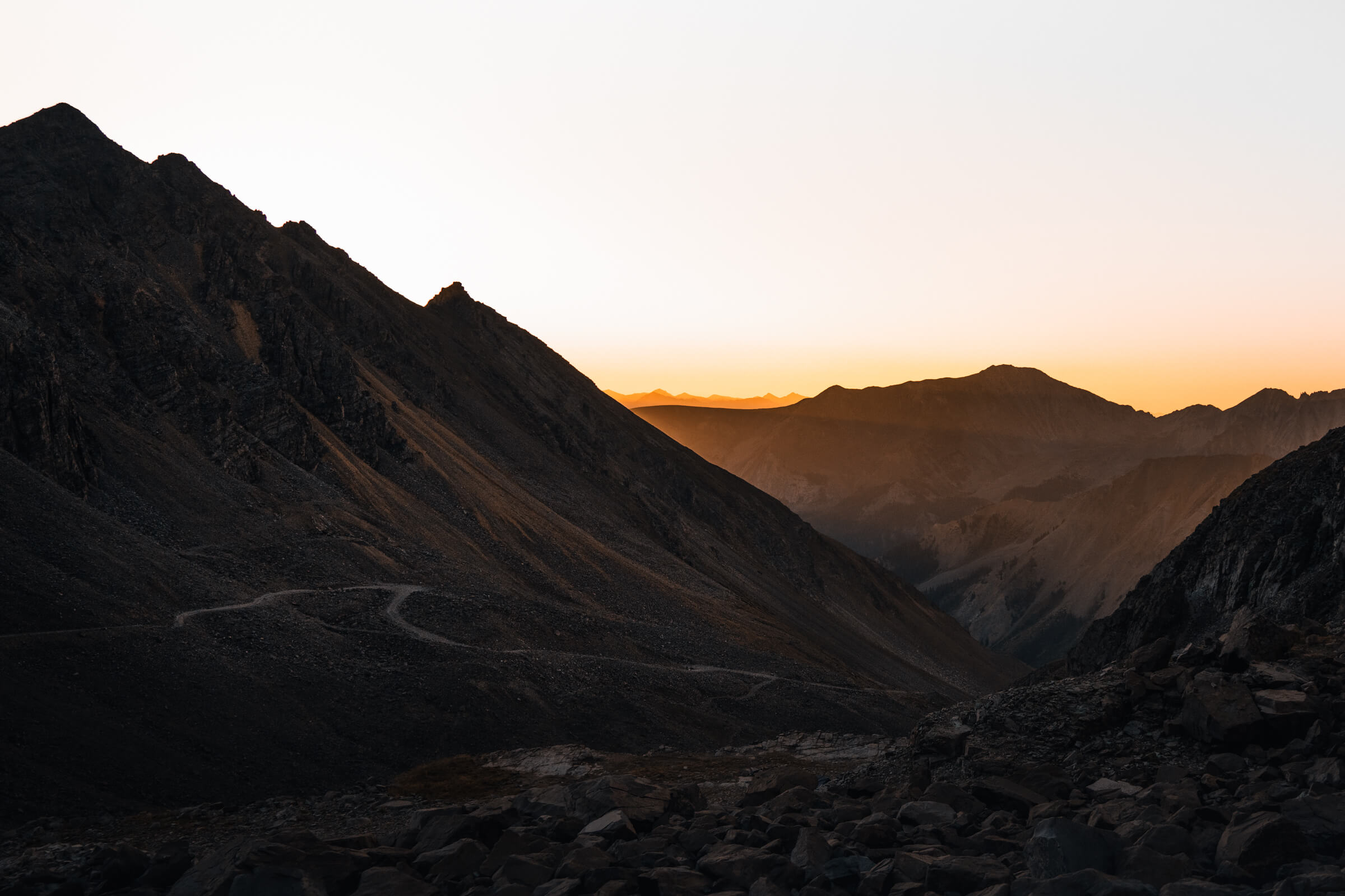 Sunrise Hiking up Castle Peak | Colorado