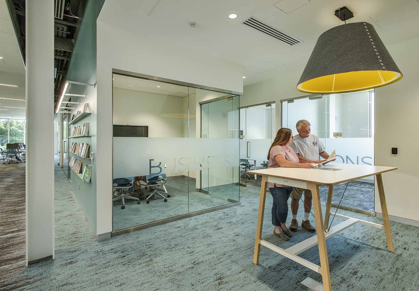 A photo of the teleconference-ready meeting rooms that can be utilized by local business owners and entrepreneurs.