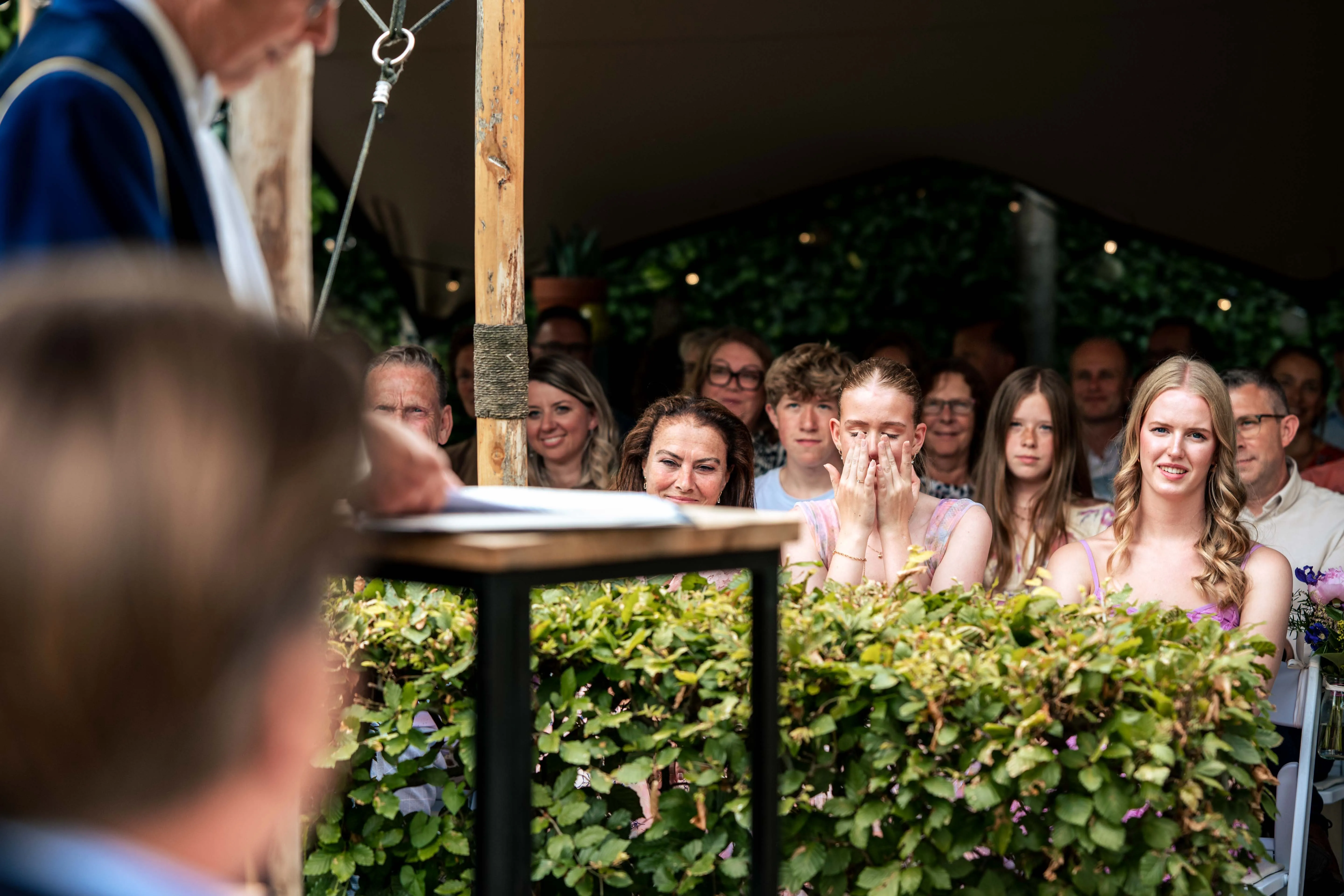 kinderen tijdens ceremonie bruidspaar brasserij delft