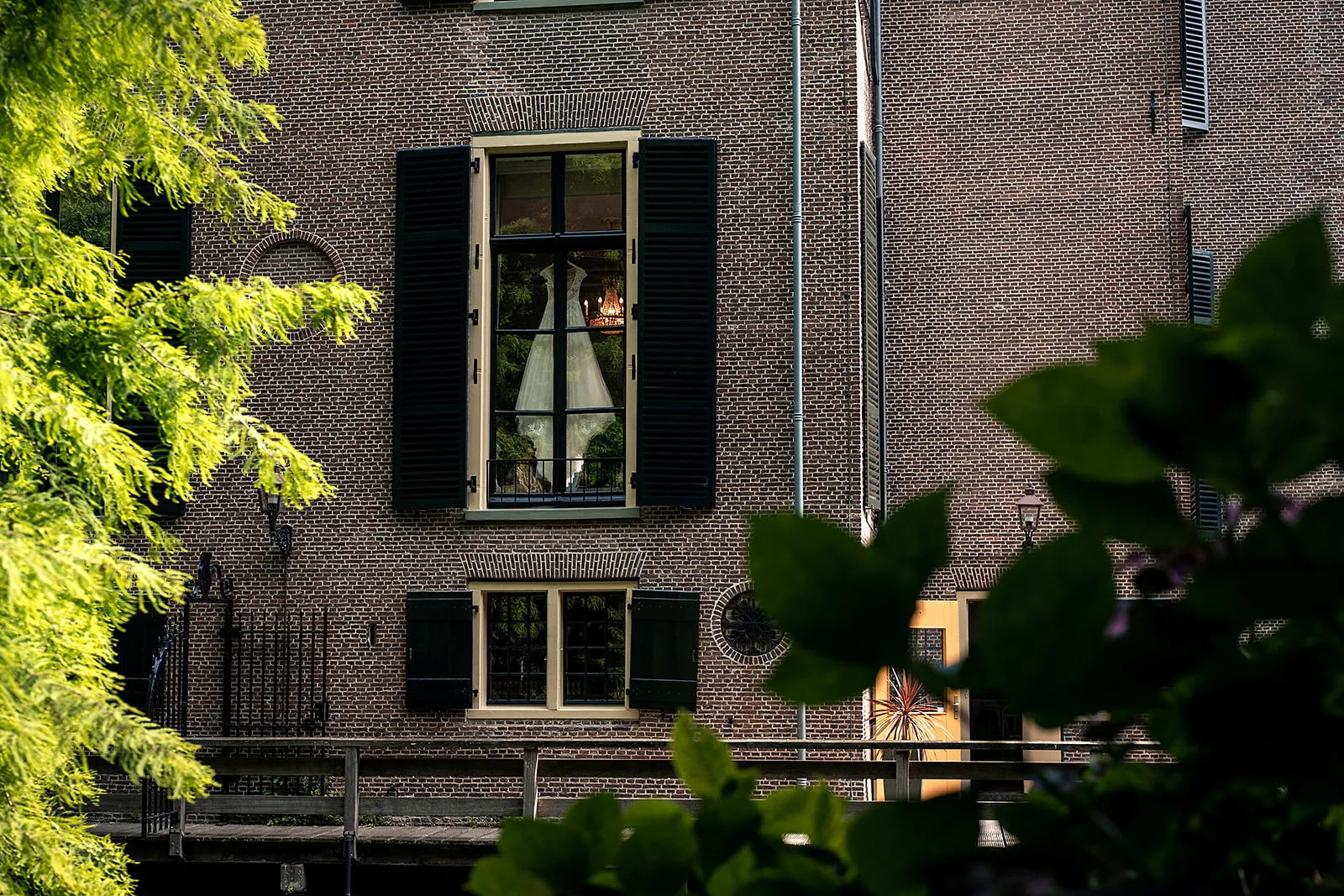 trouwjurk getting bruid kasteel oud poelgeest