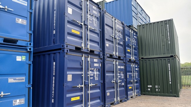 How to look after containers in winter