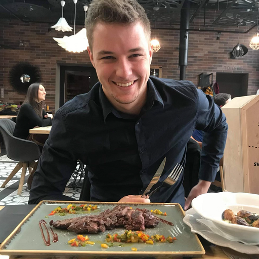 Michal Mazurek, key account manager EXPANDO