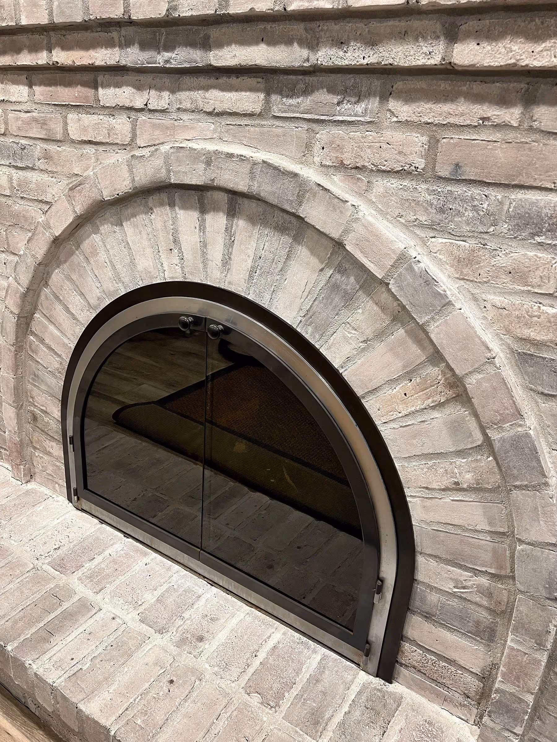 Decorative painting of a fireplace. Fantasy Finishes New York