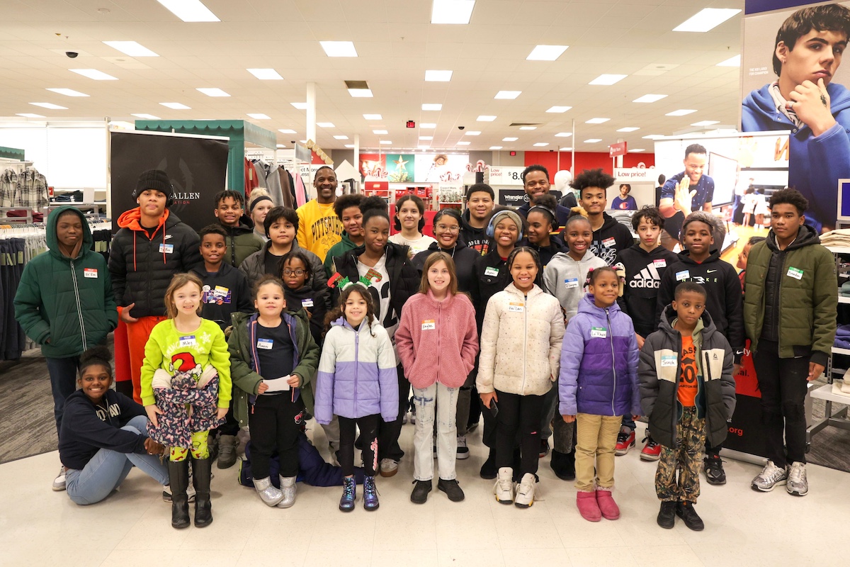 students at Will Allen Foundation's holiday giving event