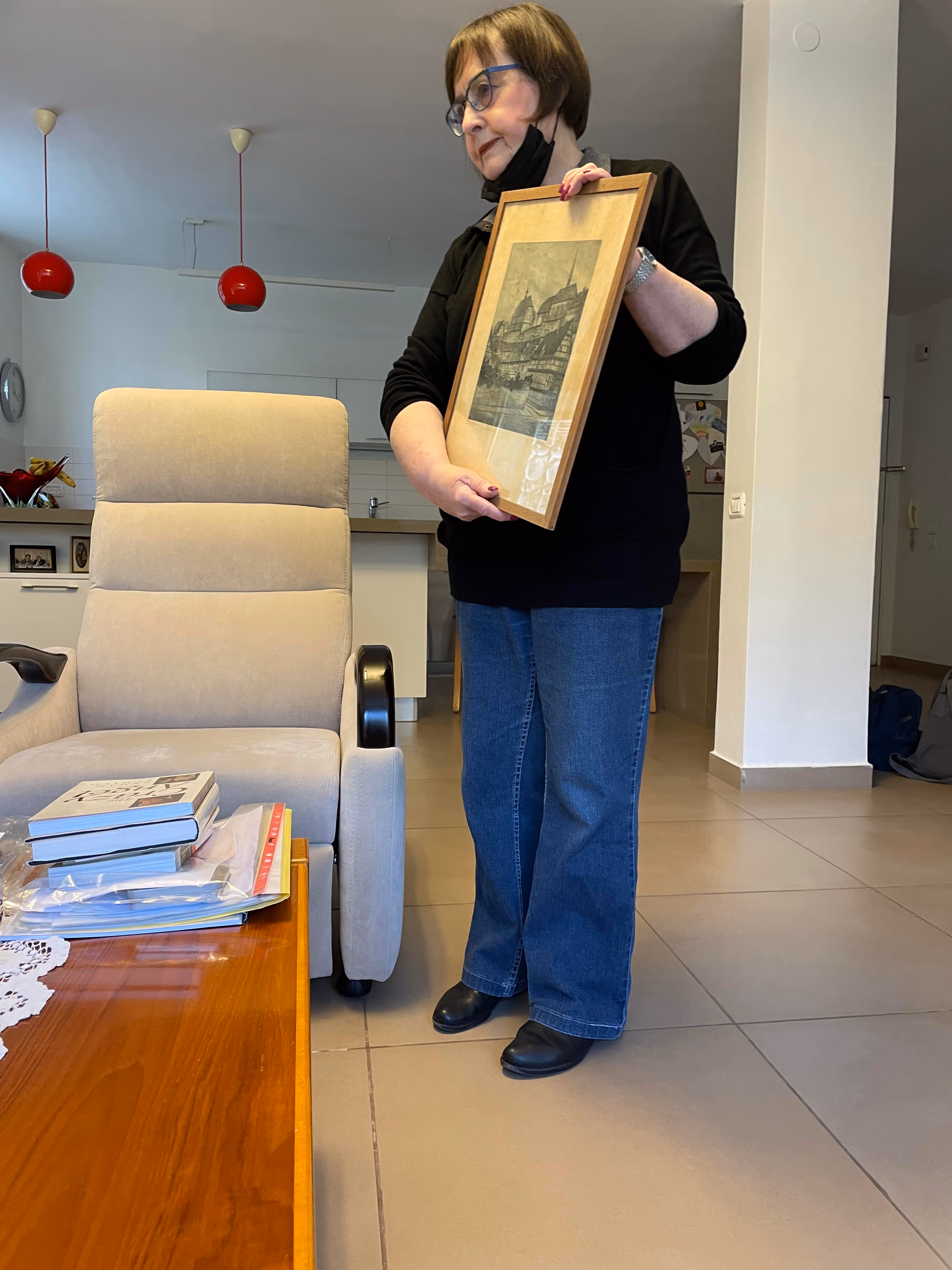 אוה לסטרל, ביתם של ארנסט ואנה, מחזיקה ציור שסבא של אימה קיבל מהנהלת העיר וורבורג. ציור זה עבר בין בני משפחה רבים.