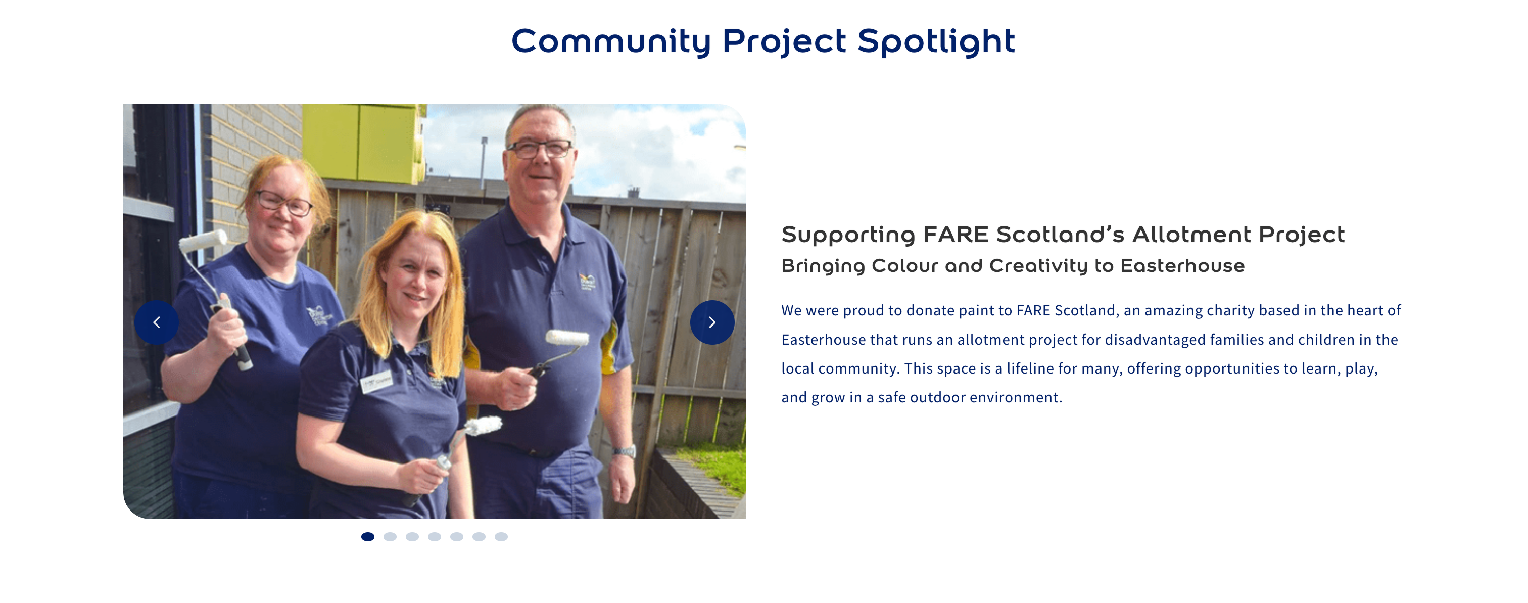 Black Friday sale banners offering 20% off online and 25% off various Dulux paint products including Heritage Colour Tint, Trade Diamond Matt, Trade Vinyl Matt 7.5L, Trade Stain Block Matt, and discounts on decorating accessories, plus Armstead Contract Matt priced at £10.82 excluding VAT.