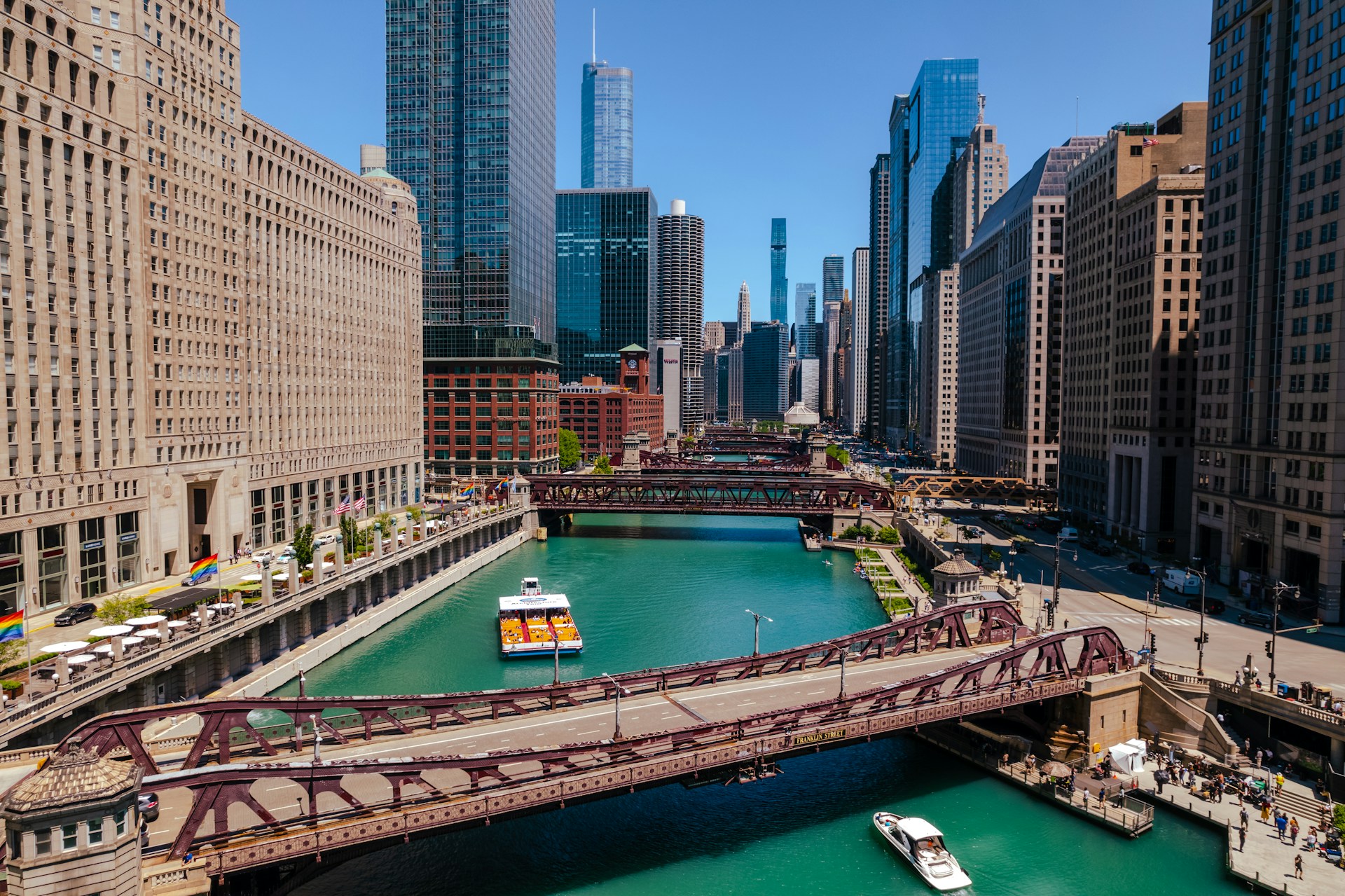 Best Online Change of Address Services for Home or Business in Illinois