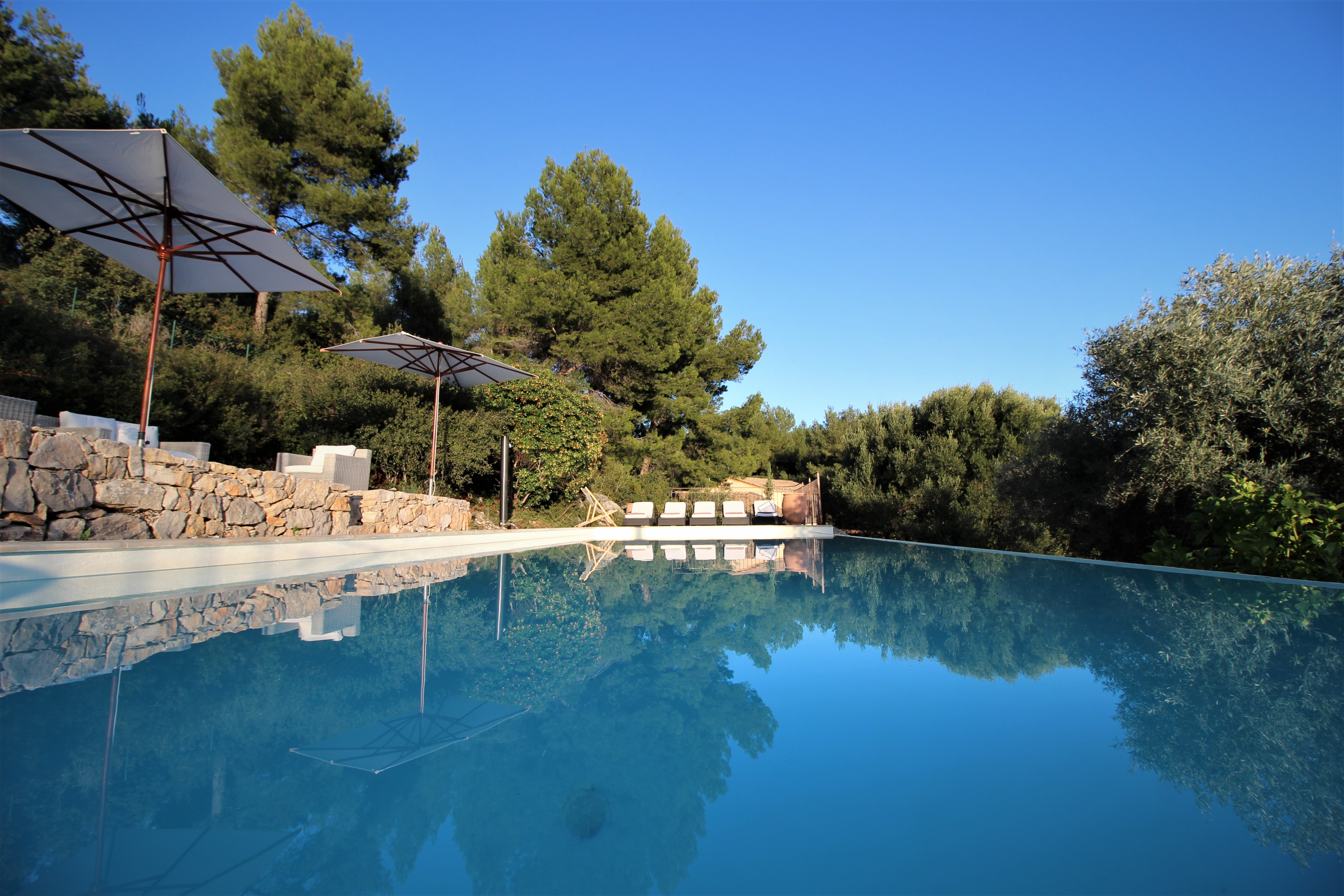 Villa 14 personnes à Sanary : vacances en famille sous le soleil provençal
