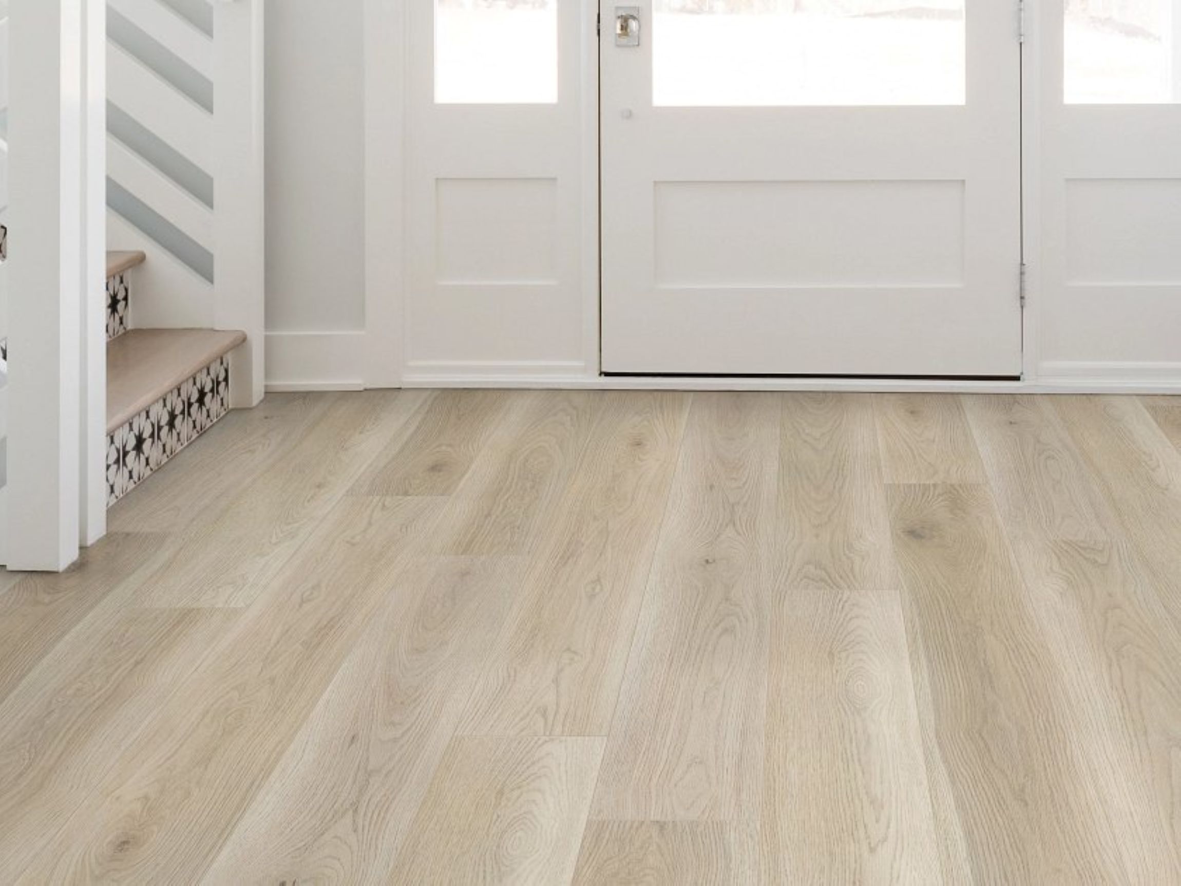 Lago Divine - Mariah RS.jpg