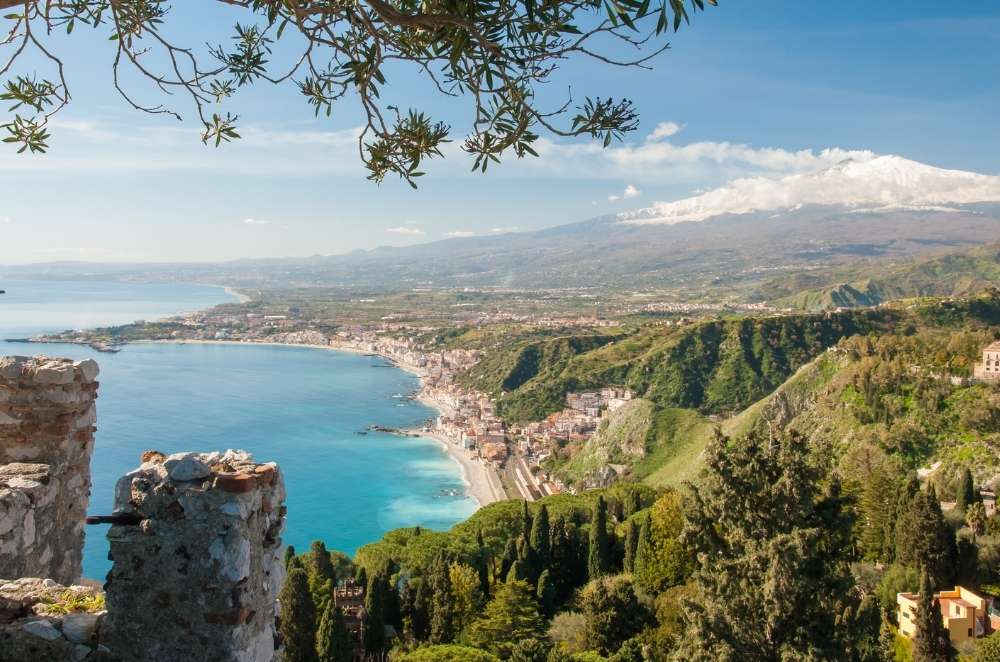 Private coach in Sicily with SAIS Autolinee