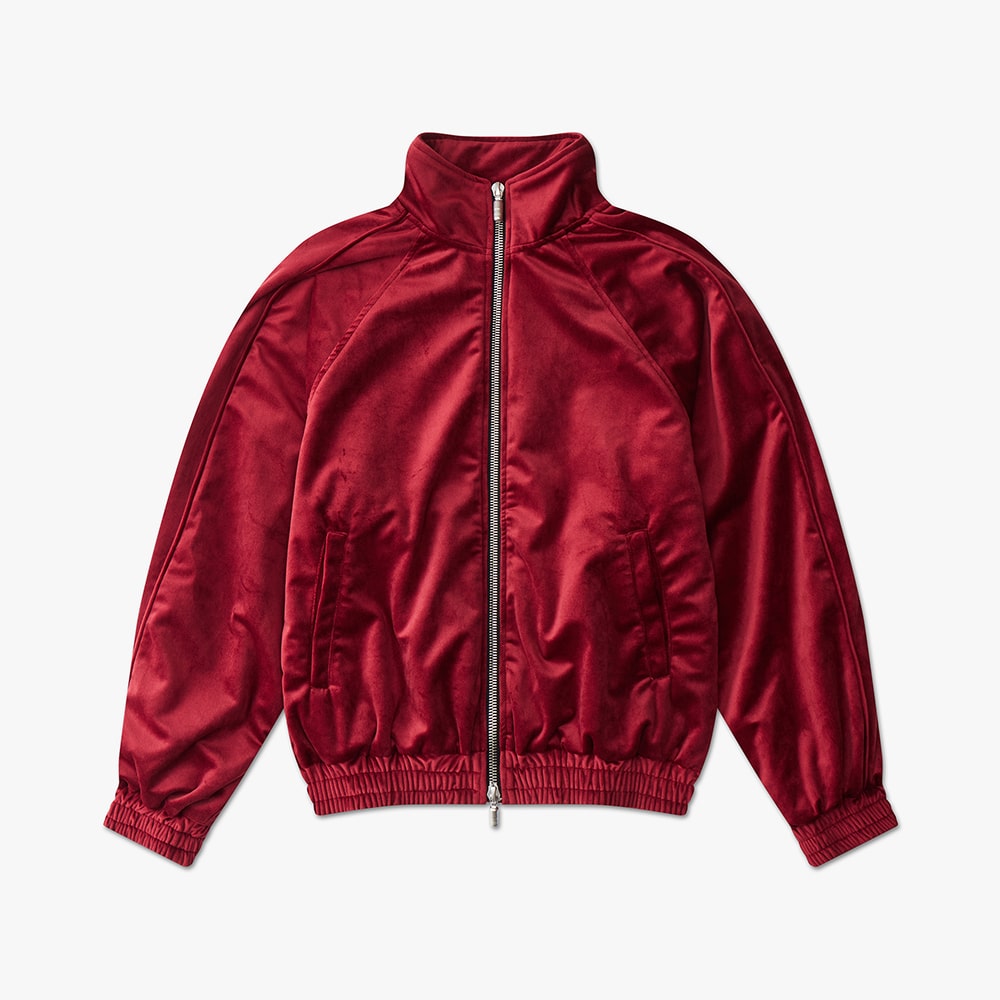 How to Photograph Clothes for Sale Guide: Expert Tips for 2026