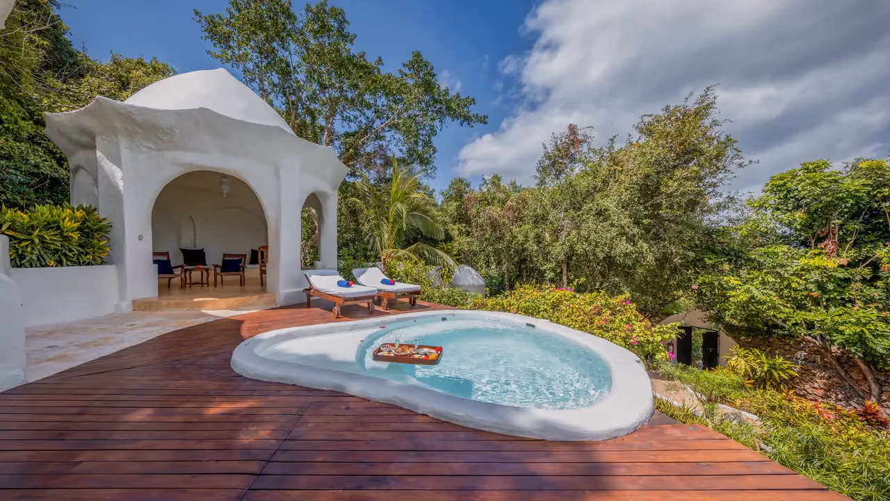Elewana Kilindi Zanzibar pool view