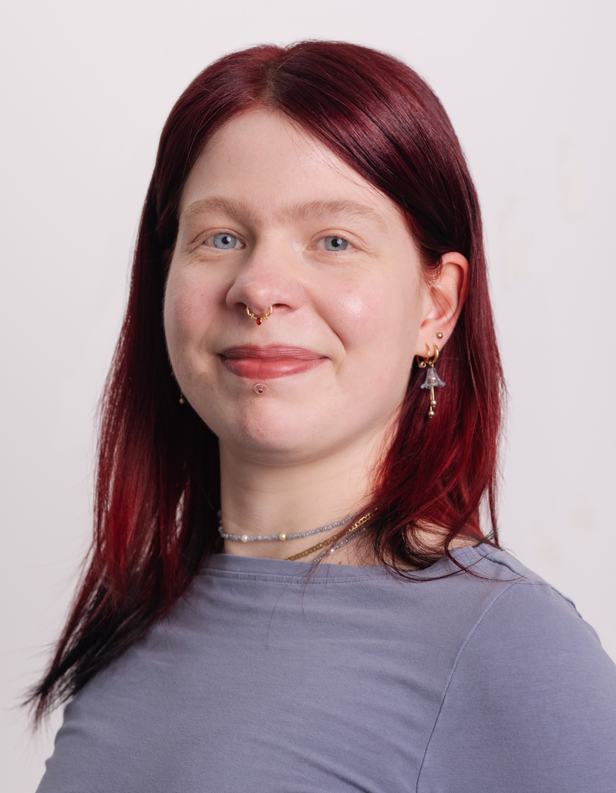Porträtfoto von Esther Schaper, MFA und stellvertretende Praxismanagerin der Praxis Lyonn