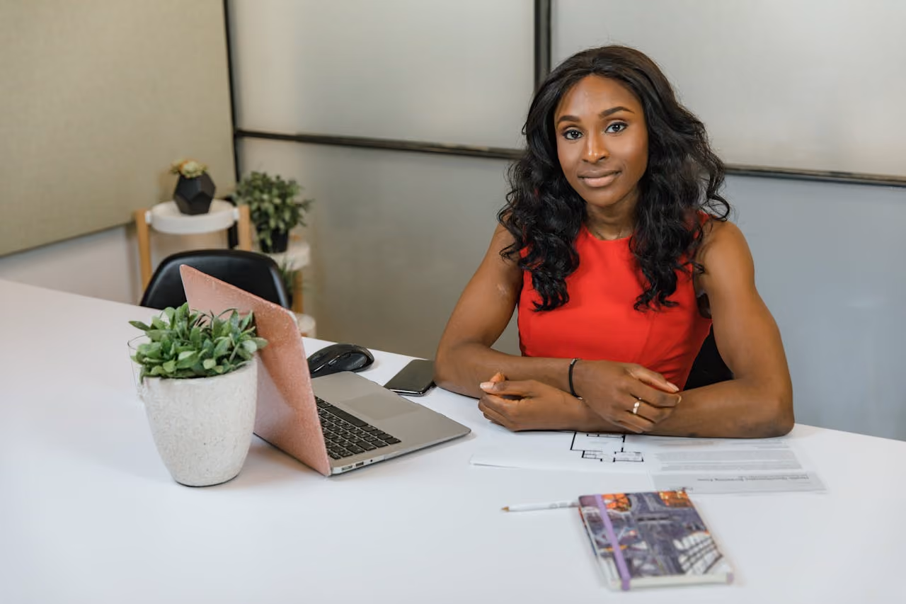 How to Hire Employees in Colombia: A Guide for Contractors