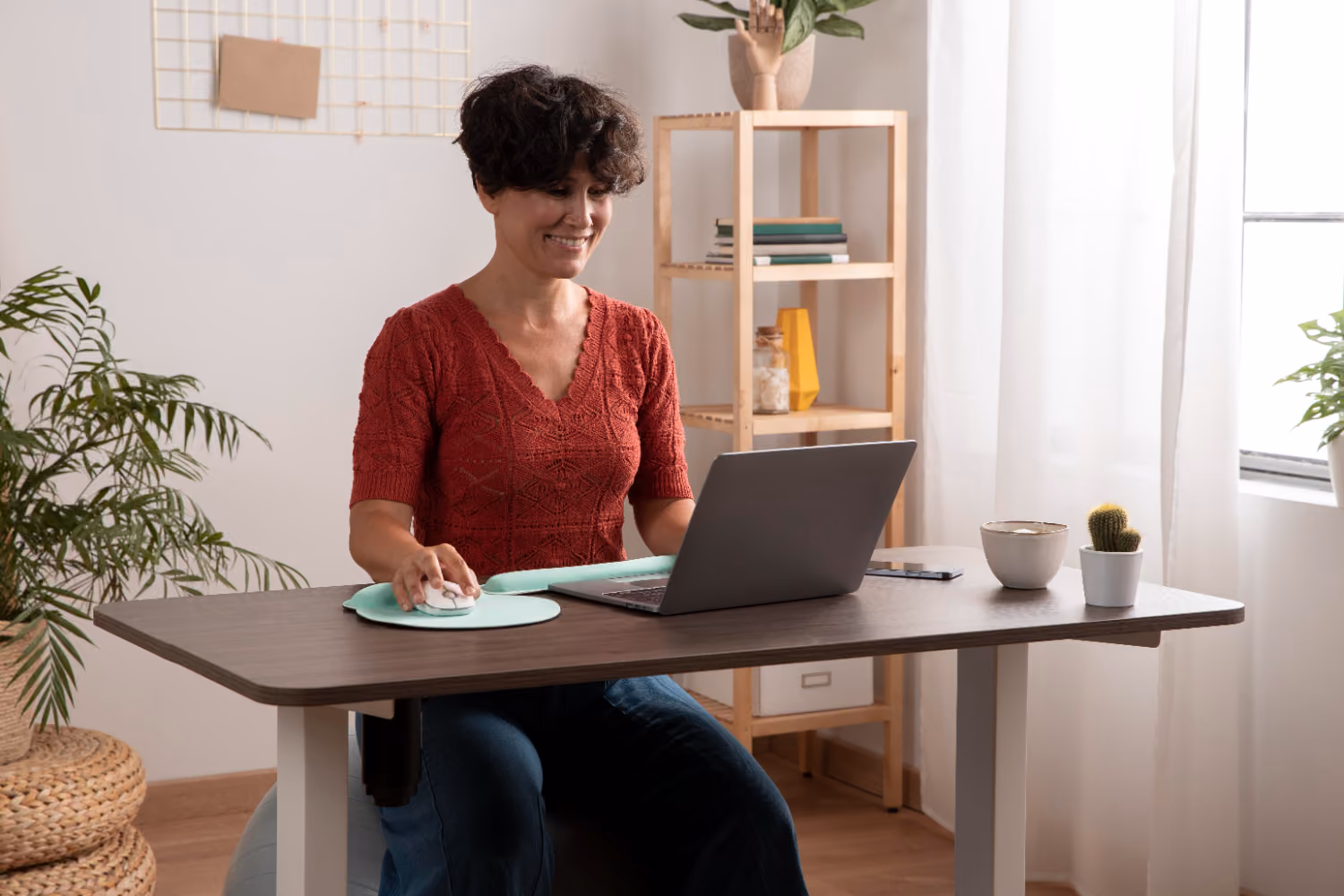 Employee Outsourcing, Explained: A Complete Guide