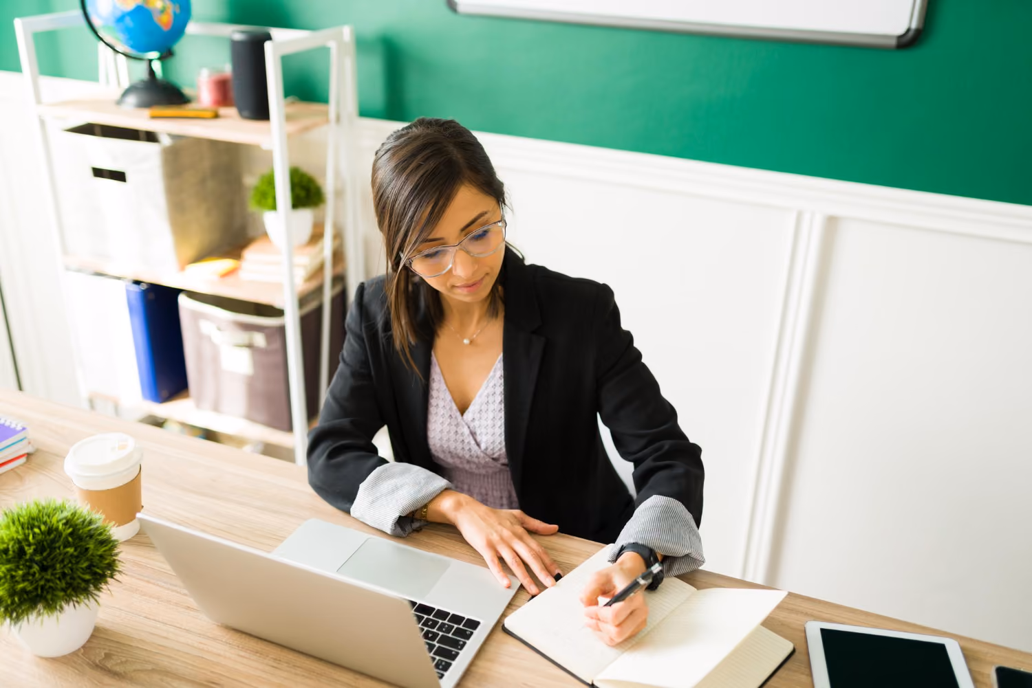 executive assistant salary