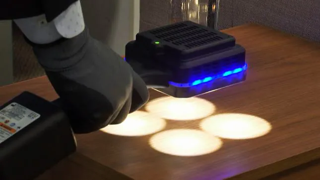 NuvaWave handheld UV light device that can kill COVID-19