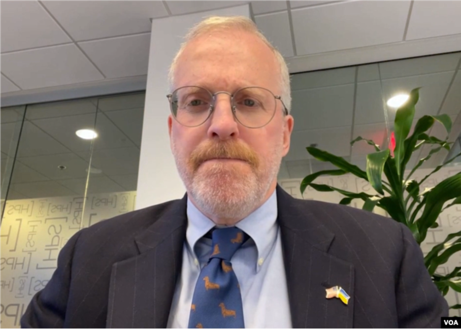 David J. Kramer