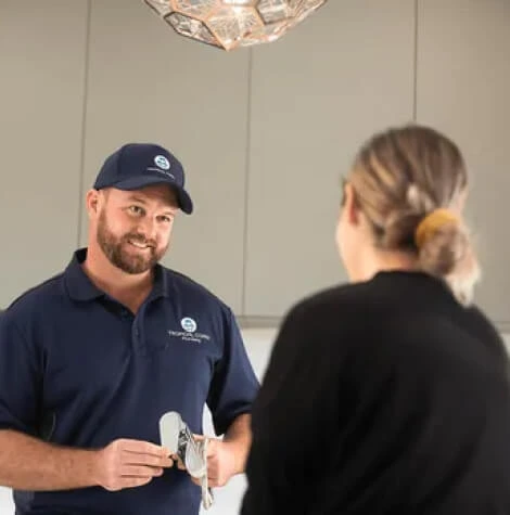 One of our Gladstone gas fitters having a friendly chat with a local resident.